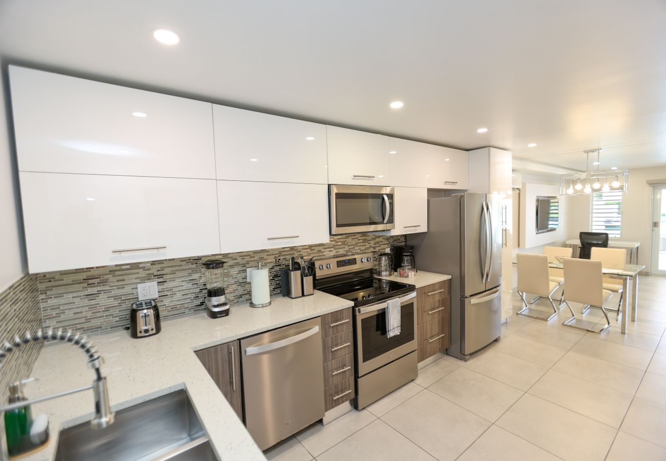 Townhouse in Jolly Harbour - 246D, Superior 2 Bedrooms