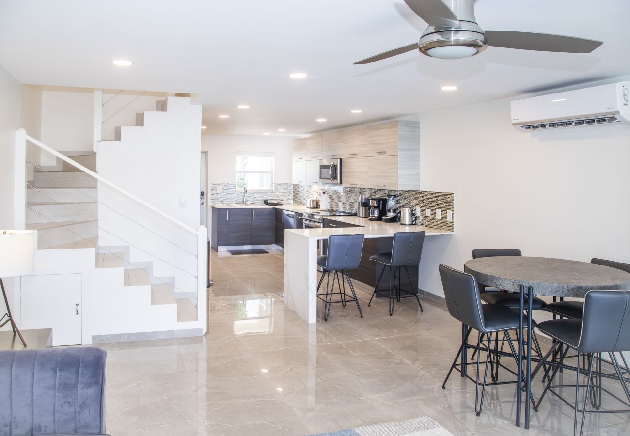 Townhouse in Jolly Harbour - 247C, Luxury 2 Bedrooms