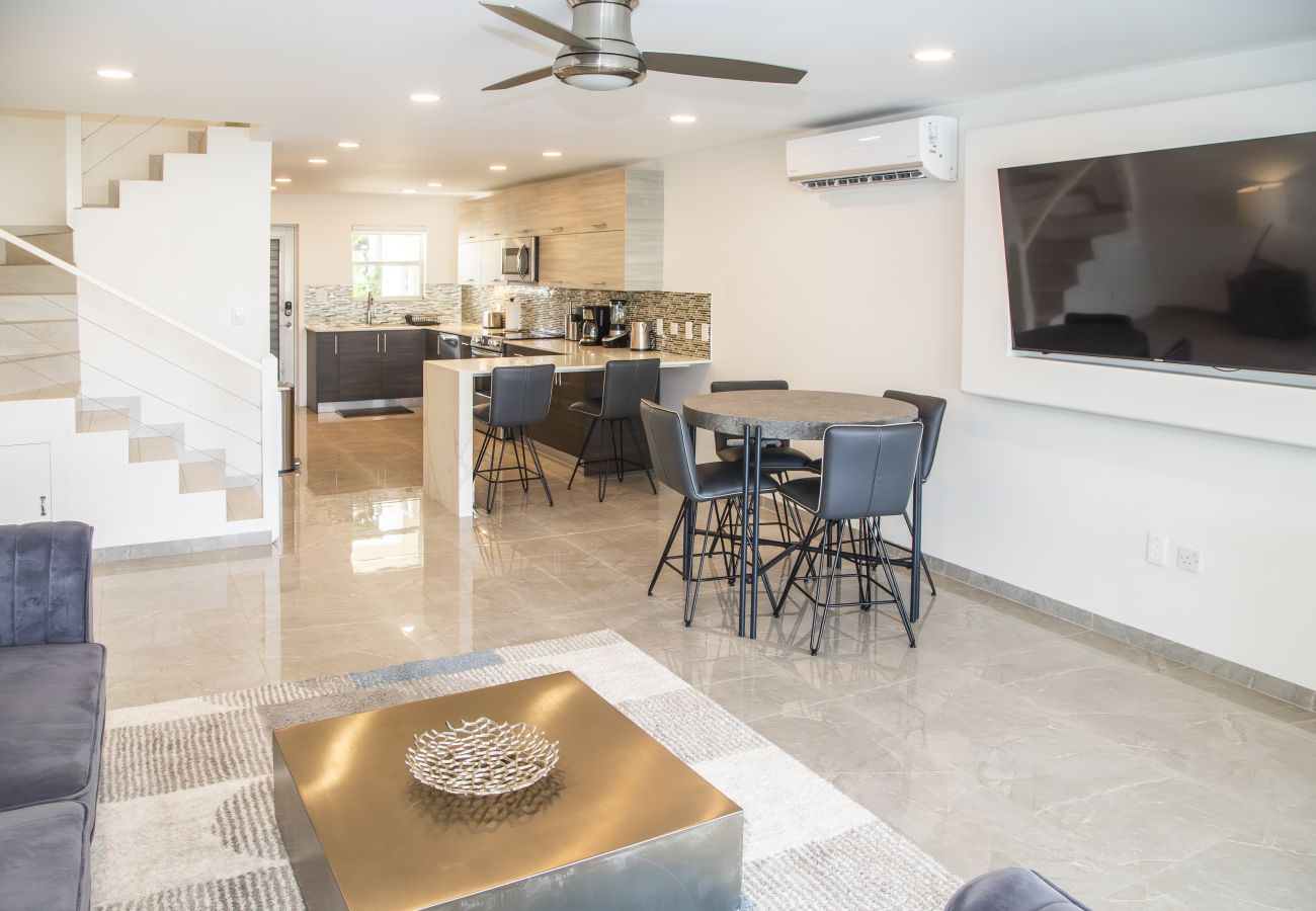 Townhouse in Jolly Harbour - 247C, Luxury 2 Bedrooms