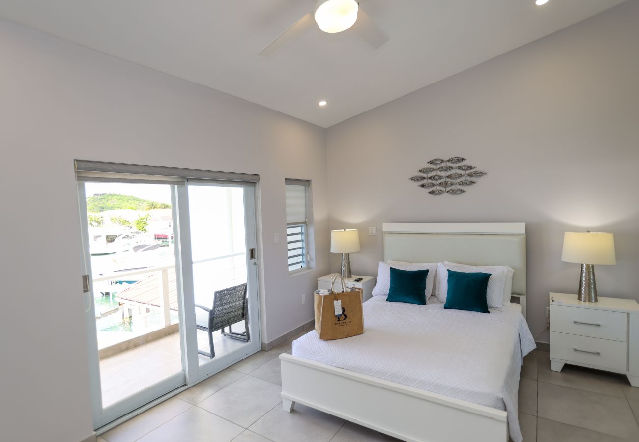Townhouse in Jolly Harbour - 246E, Superior 2 Bedrooms