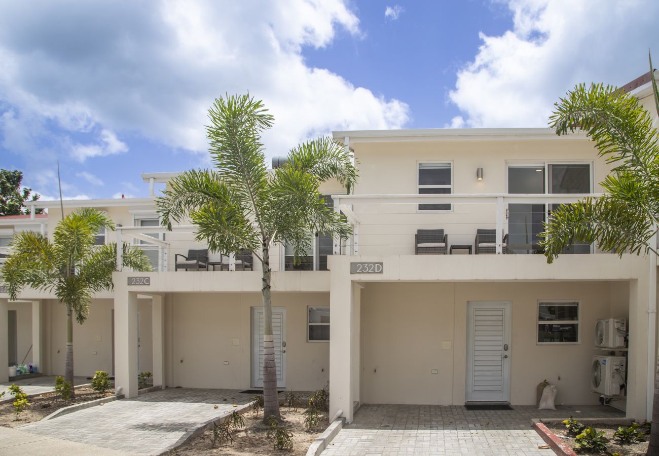 Townhouse in Jolly Harbour - 232D, Luxury 2 Bedrooms