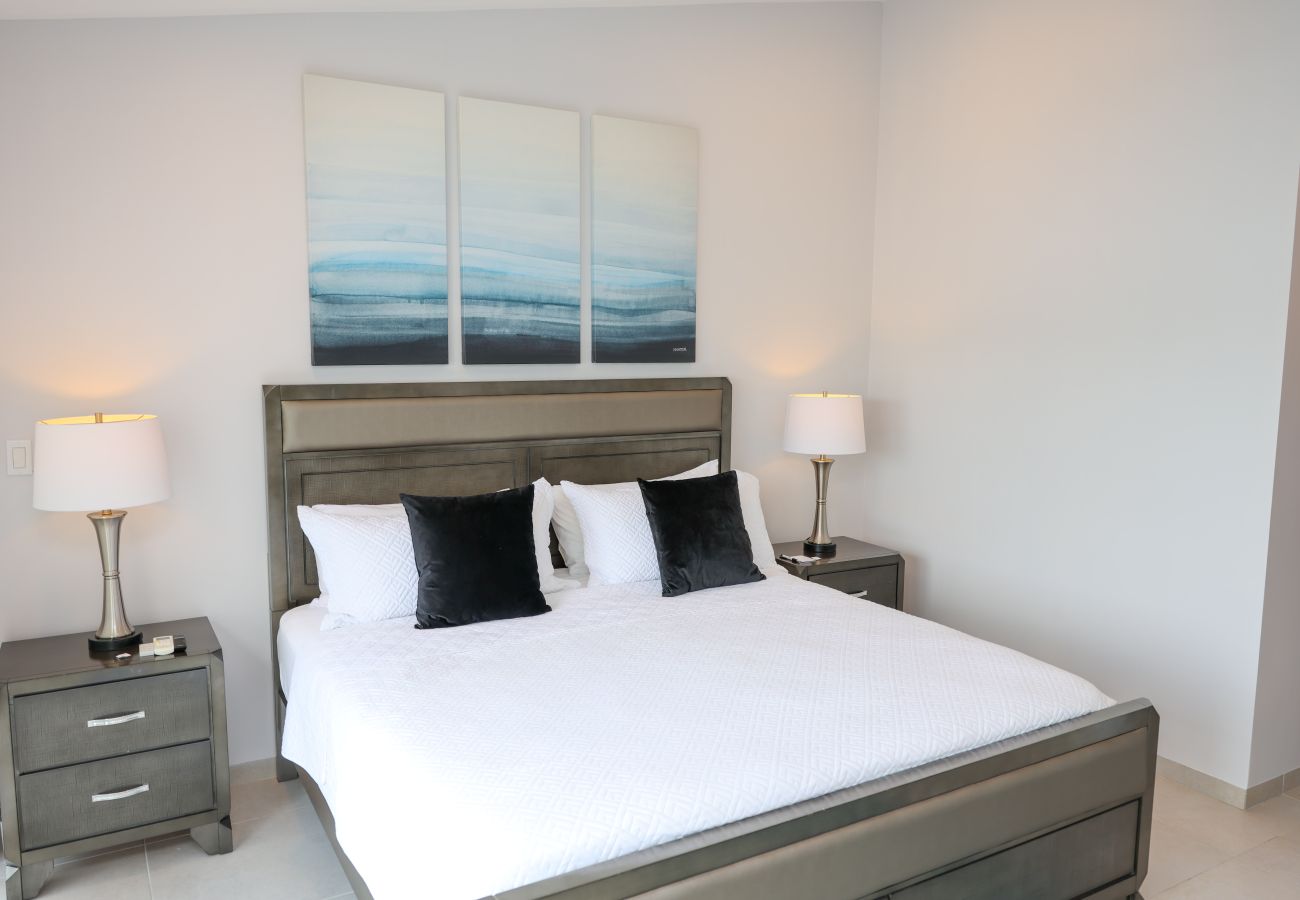 Townhouse in Jolly Harbour - 232D, Luxury 2 Bedrooms