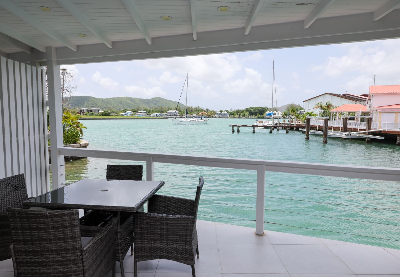 Townhouse in Jolly Harbour - 232D, Luxury 2 Bedrooms