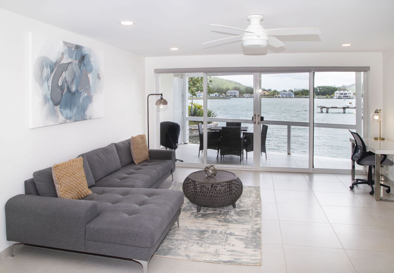 Townhouse in Jolly Harbour - 232C, Luxury 2 Bedrooms