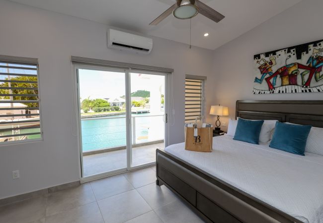 Townhouse in Jolly Harbour - 246C, Superior 2 Bedrooms