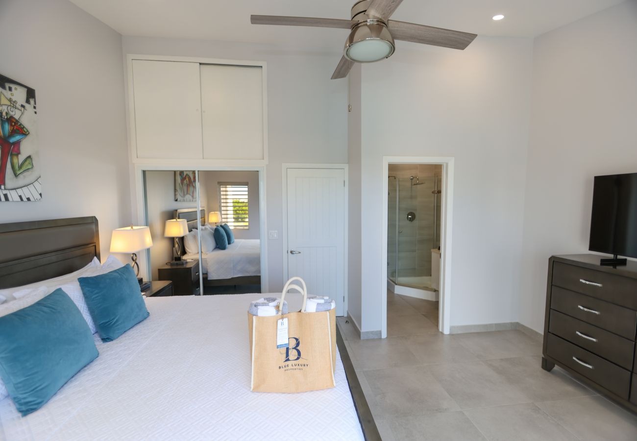 Townhouse in Jolly Harbour - 246C, Superior 2 Bedrooms