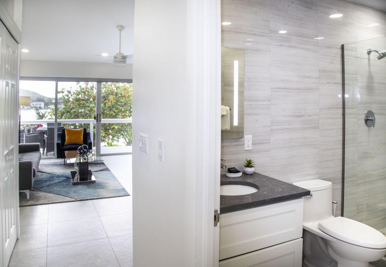 Apartment in Jolly Harbour - 232A (Upper Level), Luxury 1 Bedroom