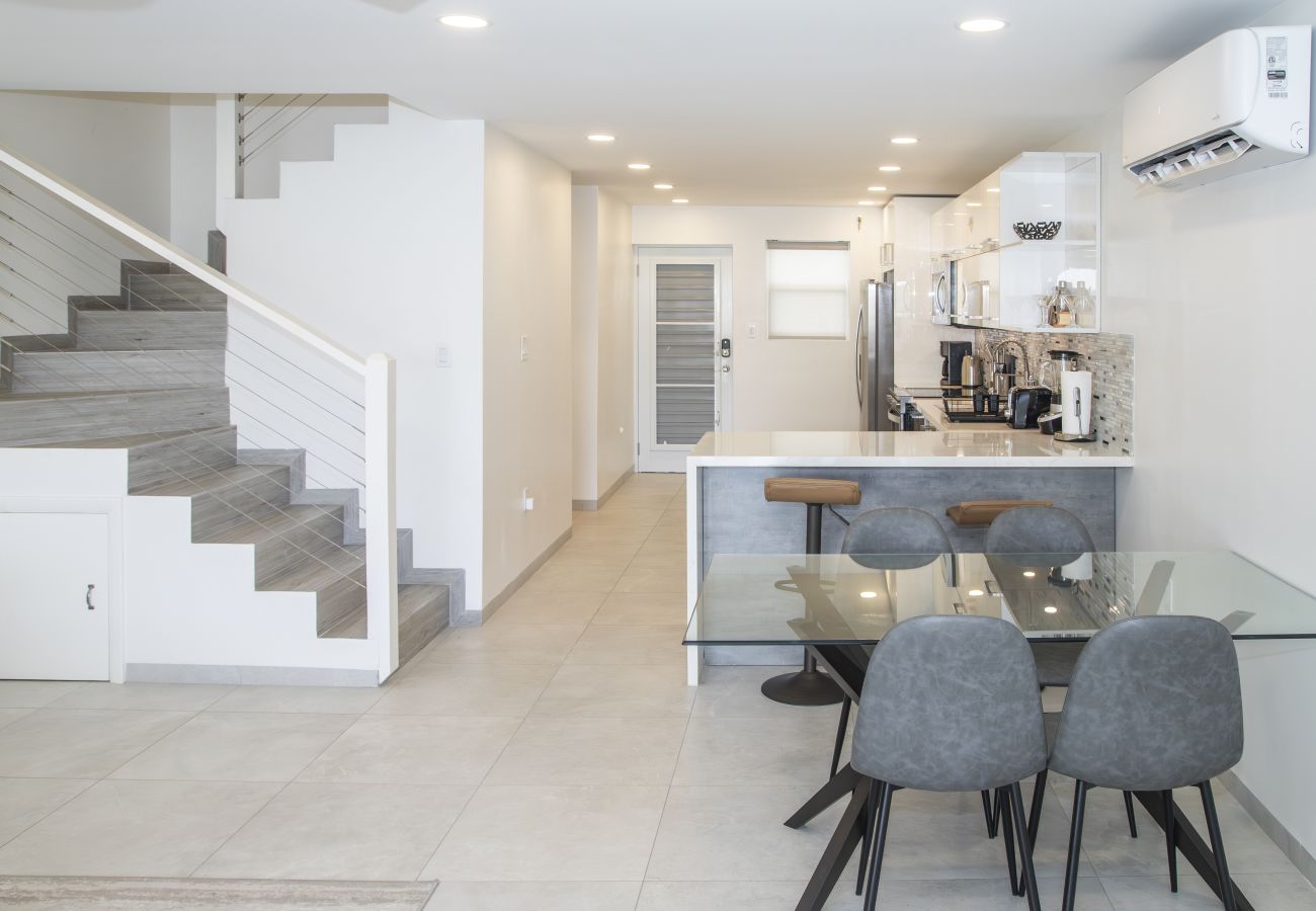 Townhouse in Jolly Harbour - 247B, Luxury 2 Bedrooms