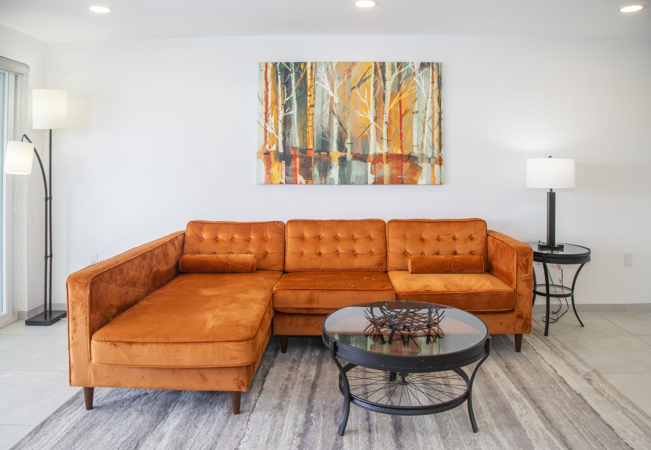 Townhouse in Jolly Harbour - 247B, Luxury 2 Bedrooms
