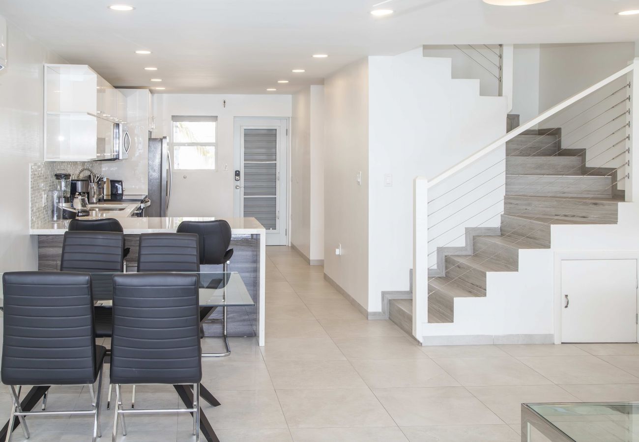 Townhouse in Jolly Harbour - 232E, Luxury 2 Bedrooms